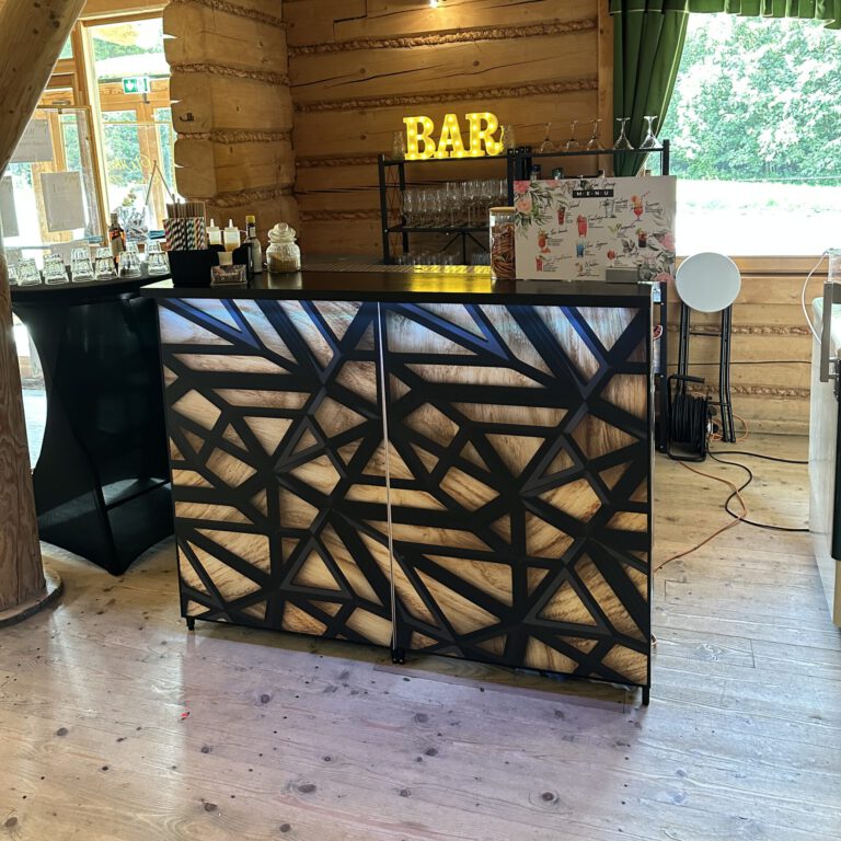 Mobilny bar Drewno 3D — DrinkBarGroup